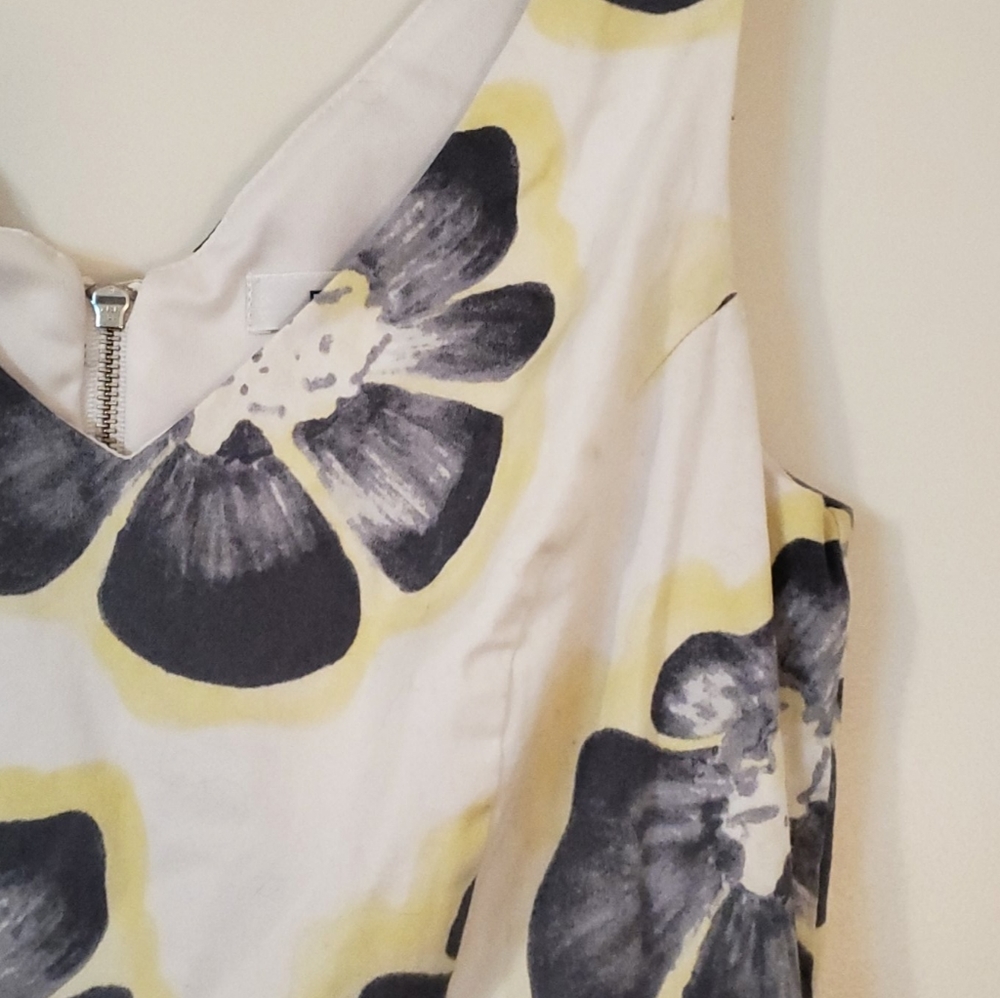 Floral Dress - Picture 2 of 2